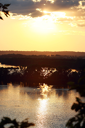 A sunset at Schaar's Bluff.